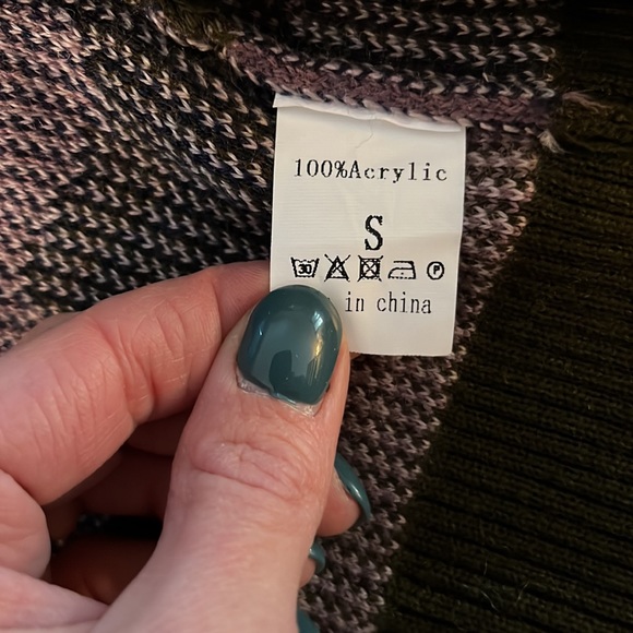 Cameo Cardigan -S-GUC - Picture 3 of 3